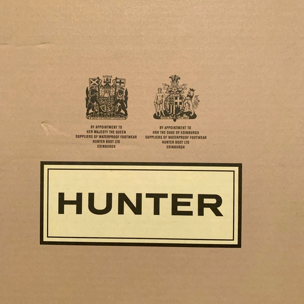 SOLD * Hunter Tour Short Blk Boots Size 8